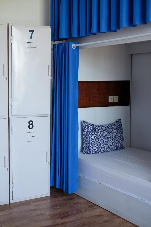 Dip & Doze Living Pansiyon Canggu Dış mekan fotoğraf